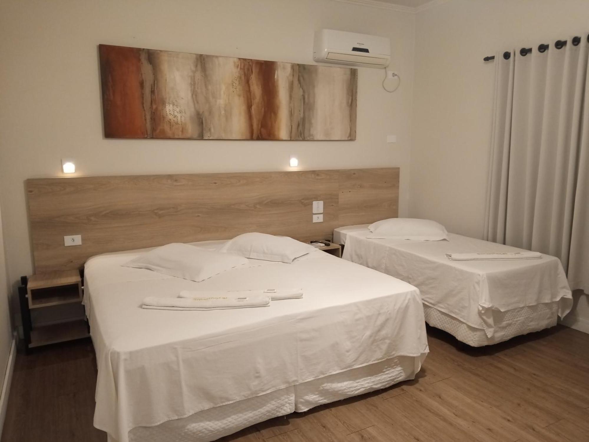Smart Hotel *